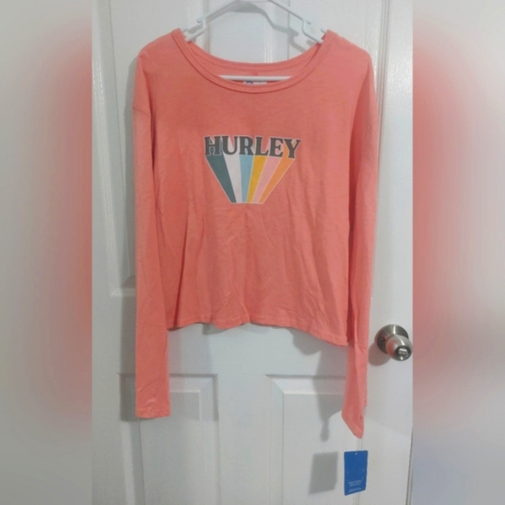 BNWT🎁 Hurley Long Sleeve Graphic T-Shirt